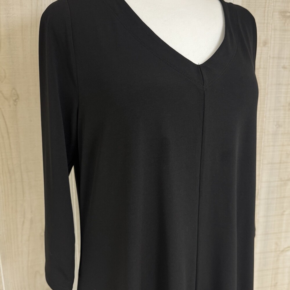 CHICOS Black Swing Dress Stretch V Neck A-Line Classic Minimalist 3/4 Sleeve 1 - Picture 6 of 13